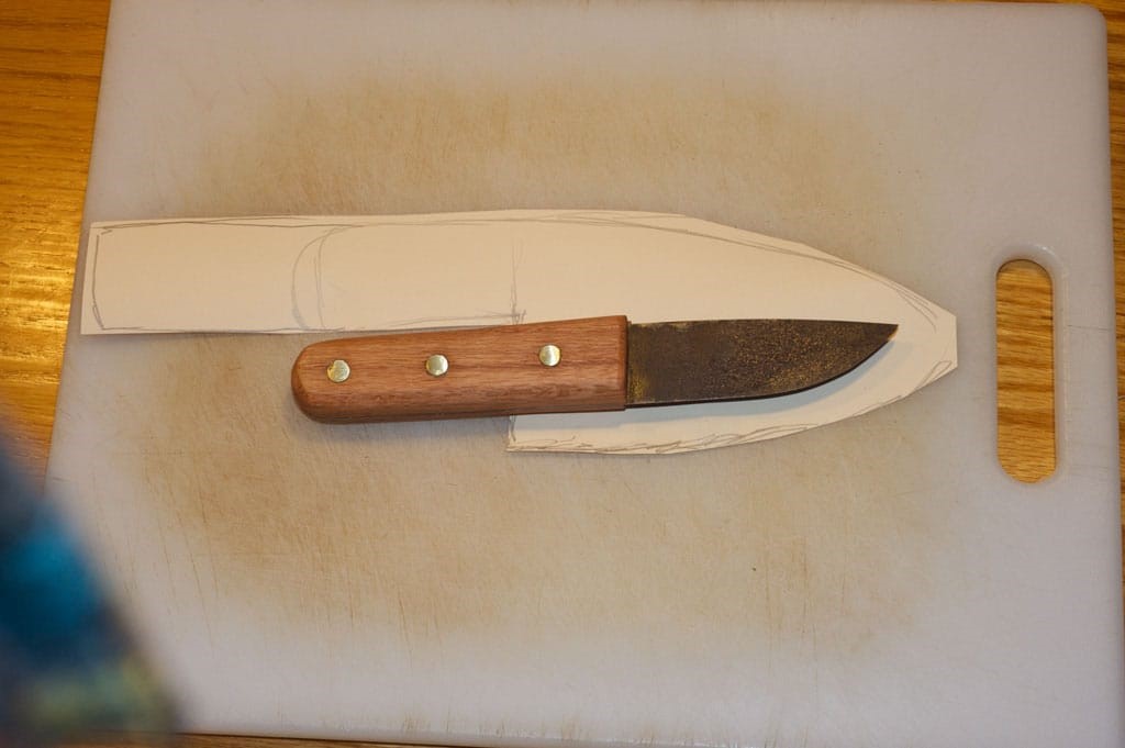 Como fazer uma bainha de couro para sua faca , Shieldon