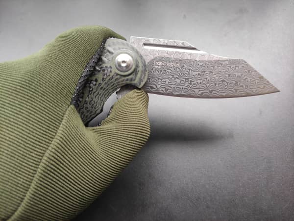 Pocket Knife Handles: A Shieldon Guide to Design, Materials, and Maintenance, Shieldon