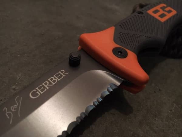 Review Bear Grylls’ Ultimate Knife! Function and quality evaluation by users!, Shieldon