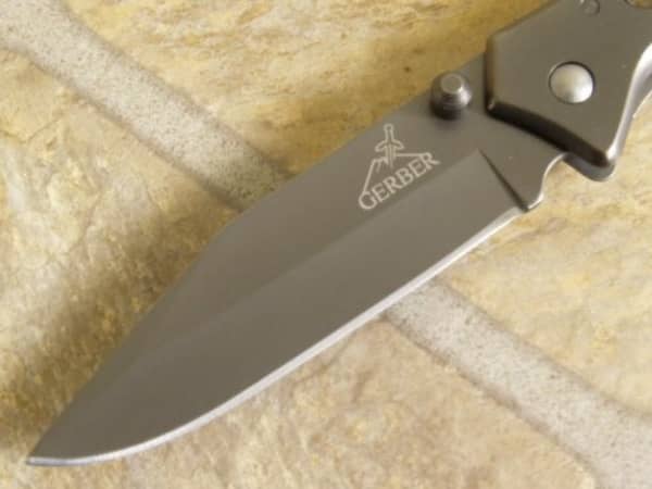 Review Bear Grylls’ Ultimate Knife! Function and quality evaluation by users!, Shieldon