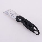 Klip sabuk kunci tombol pemotong utilitas OEM SK5 pisau yang dapat diganti Gagang Aluminium 3 in 1 HF-KL029