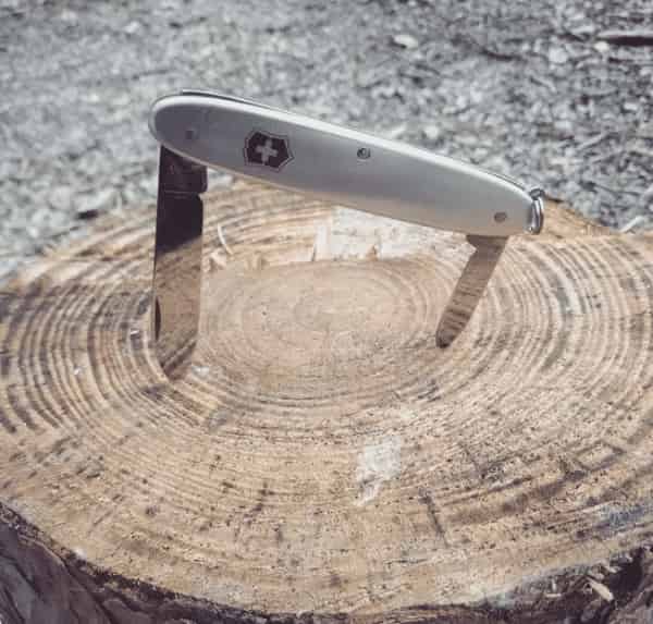 10 Swiss Army knives! Introducing a versatile knife that can be used in multiple ways!, Shieldon