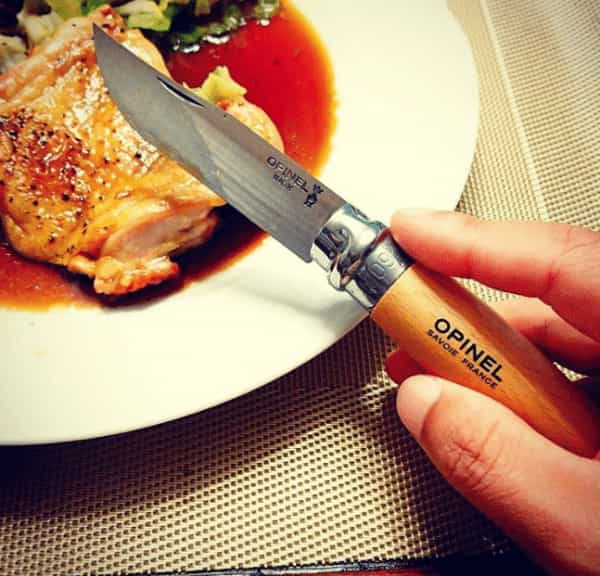 Explique o charme e o uso da popular faca “Opinel”! Este é o primeiro! , Shieldon