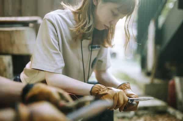 4 types de lames seulement ? Introduction au Bushcraft par Misa Kimura , Shieldon