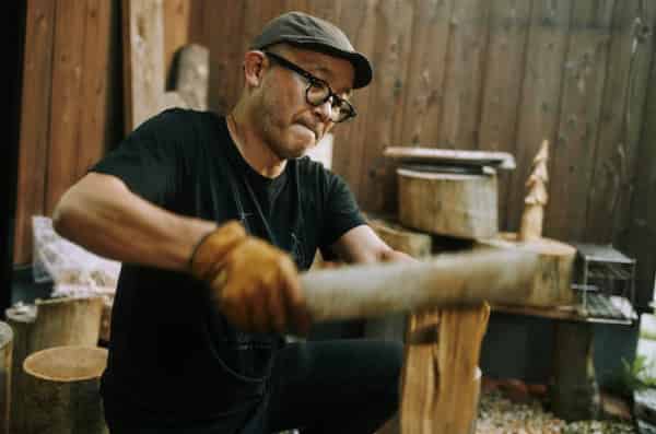 4 types de lames seulement ? Introduction au Bushcraft par Misa Kimura , Shieldon