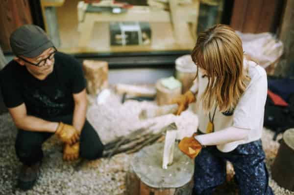 4 types de lames seulement ? Introduction au Bushcraft par Misa Kimura , Shieldon