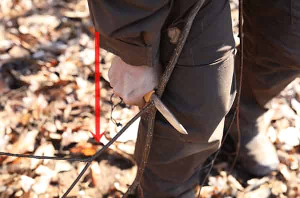 Connaissance de base des couteaux utiles pour le camping, enseignée par l'évangéliste Mora Shuhei Nagano. , Shieldon