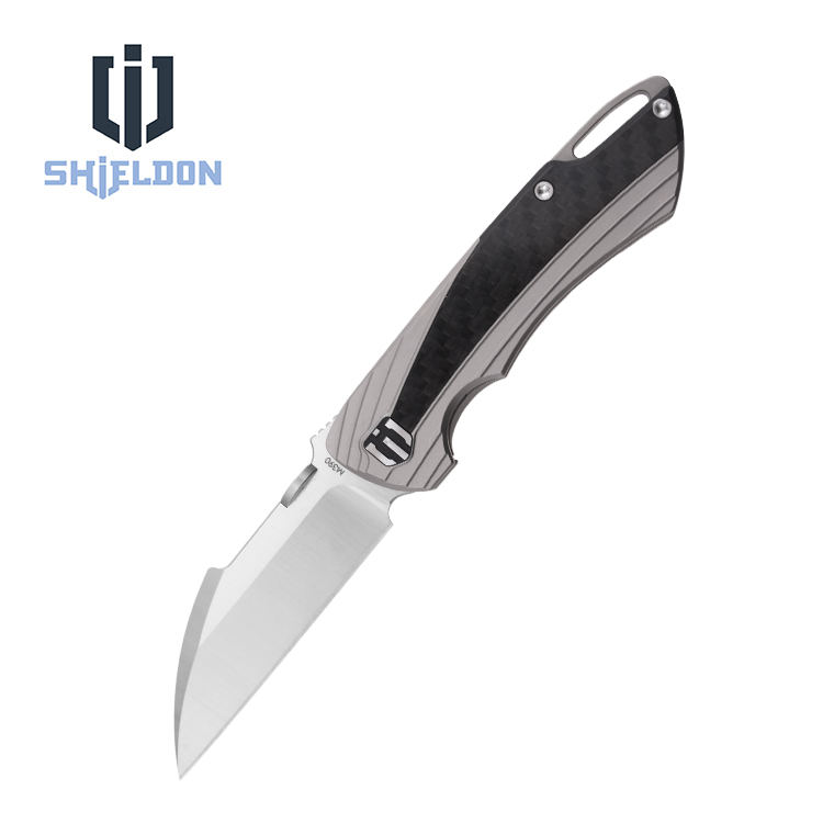 Coltello Shieldon EDC, MN01A Squire, lama M390, manico intarsiato in fibra di carbonio titanio 6AL4V, blocco del telaio annidato, design Noble Knives (USA)