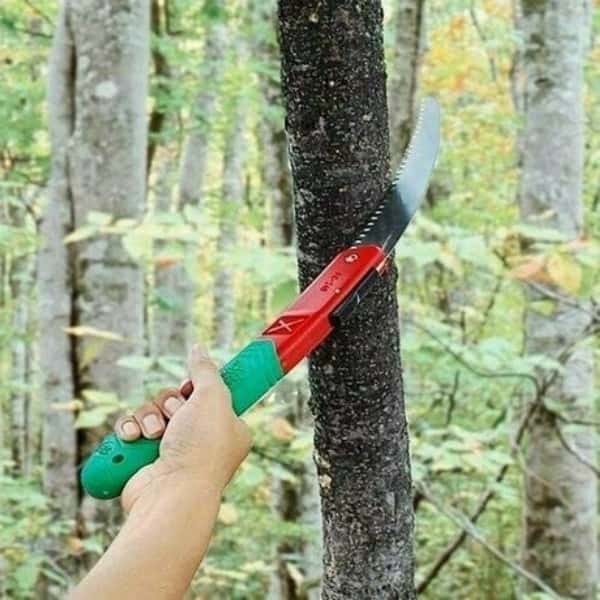 Представляем пилы, которые активны в лагере! Отлично подходит для рубки дров и кустарников. , Шилдон