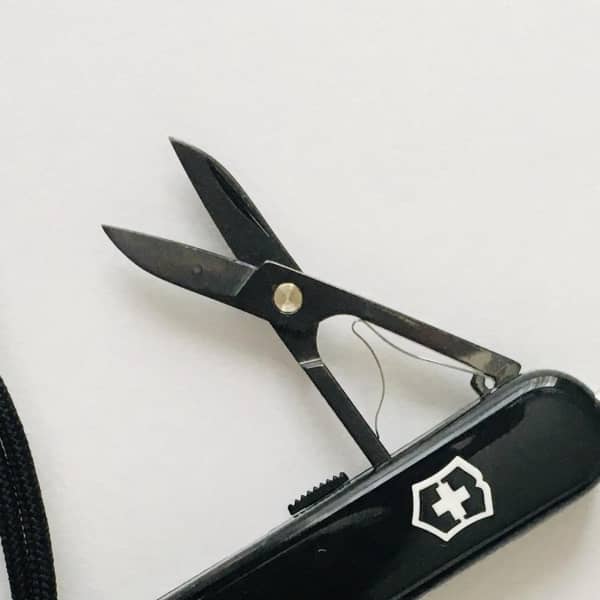 Victorinox’s multi-tool knife We compared 3 types of “Onyx Black Collection” with outstanding luxury!, Shieldon