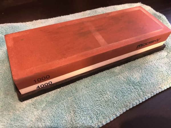 Introducing how to handle and care for the Opinel knife (sharpening & black rust processing)!, Shieldon