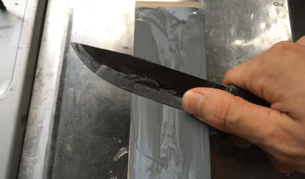 Aqui está a resposta para “Como afiar uma faca” [Afiação excepcional] , Shieldon