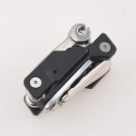 Großhandel EDC 22 in 1 multifunktionales abnehmbares Fahrradreparaturwerkzeug aus Kunststoff im Freien MC-PL-133A