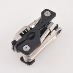 Großhandel EDC 22 in 1 multifunktionales abnehmbares Fahrradreparaturwerkzeug aus Kunststoff im Freien MC-PL-133A