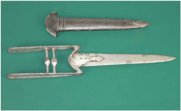 Materiales tradicionales de armas frías islámicas , Escudo