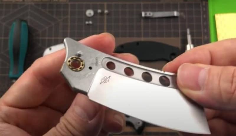 ¿Cómo desmontar y montar el cuchillo de gambito Shieldon DP01A? , Shieldón