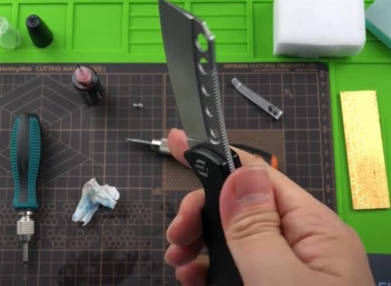 Shieldon DP01A Gambit Knife를 분해하고 조립하는 방법은 무엇입니까? , 쉴든