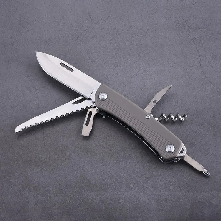 Mastering the Art of Everyday Carry A Beginners Guide