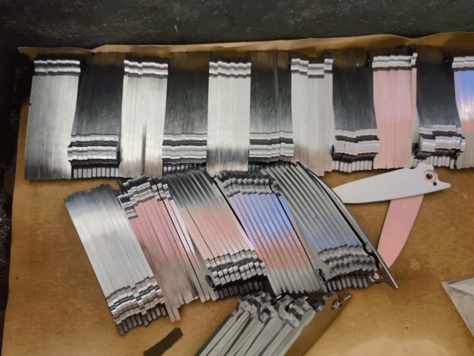 Stinger Folding Knife: A Lightweight and Reliable EDC Tool, Shieldon