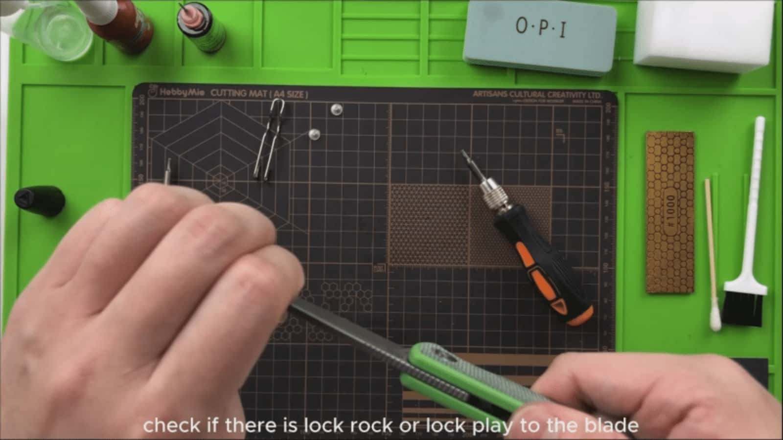 Stinger Folding Knife: A Lightweight and Reliable EDC Tool, Shieldon