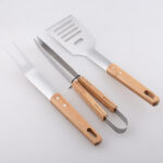 BAMBOO HANDLE BBQ TOOL SET s2
