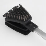 BBQ GRILL BRUSH TPR handle s3