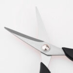 SH23006-05 5 inches household scissors stainless steel PP TPR s4